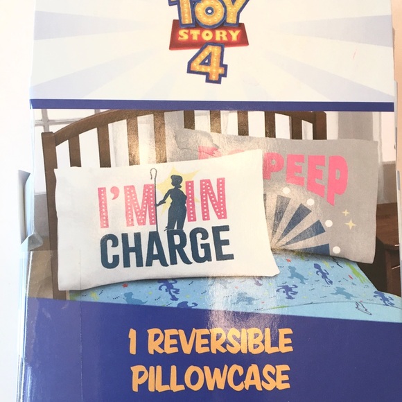 Set of 2 New Disney Pixar Toy Story 4 “I’m In Charge” reversible pillowcase. - Picture 3 of 3